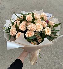 Букет Кремовые розы Латте в Аксеново