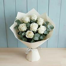 Букет Белые розы в Эвкалипте в Аксеново